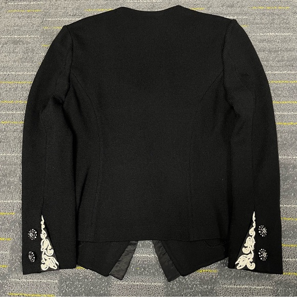 ST. JOHN Evening Santana Knit Blazer Jacket Black Wool Embroidered Beaded Size 2 - Picture 11 of 16